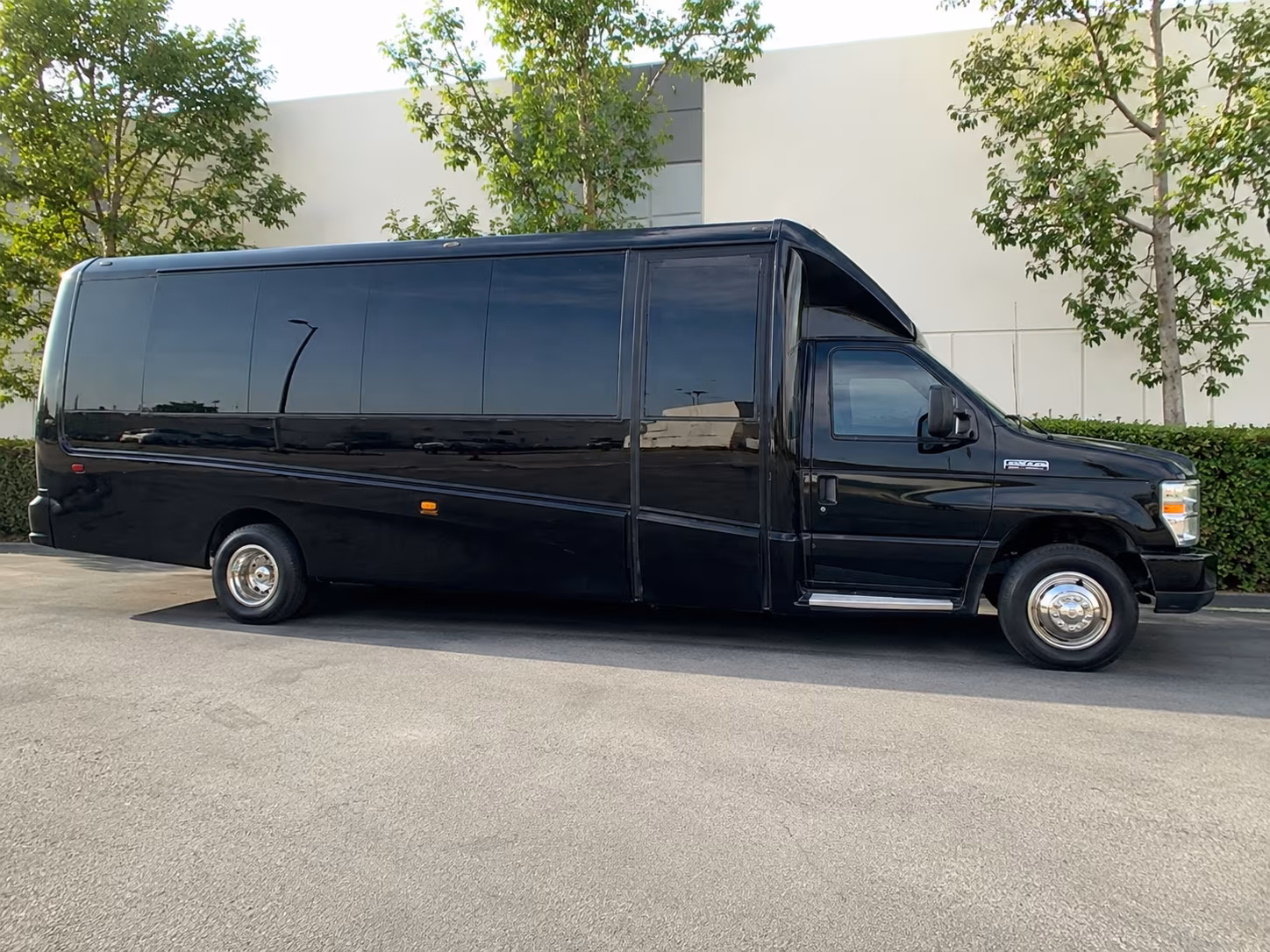 Nashville Airport Shuttle & Transportation onboard seating