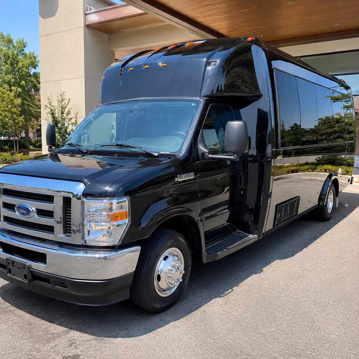 Nashville Bachelor & Bachelorette Transportation party bus exterior