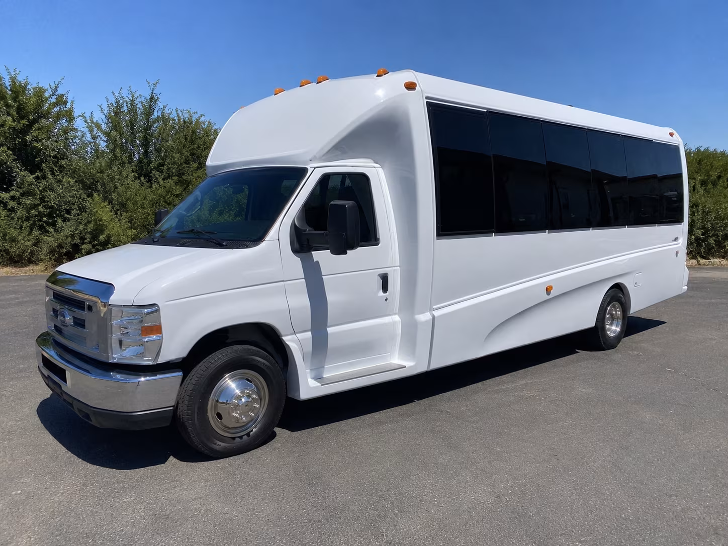 Nashville Homecoming & Prom Party Bus Rentals