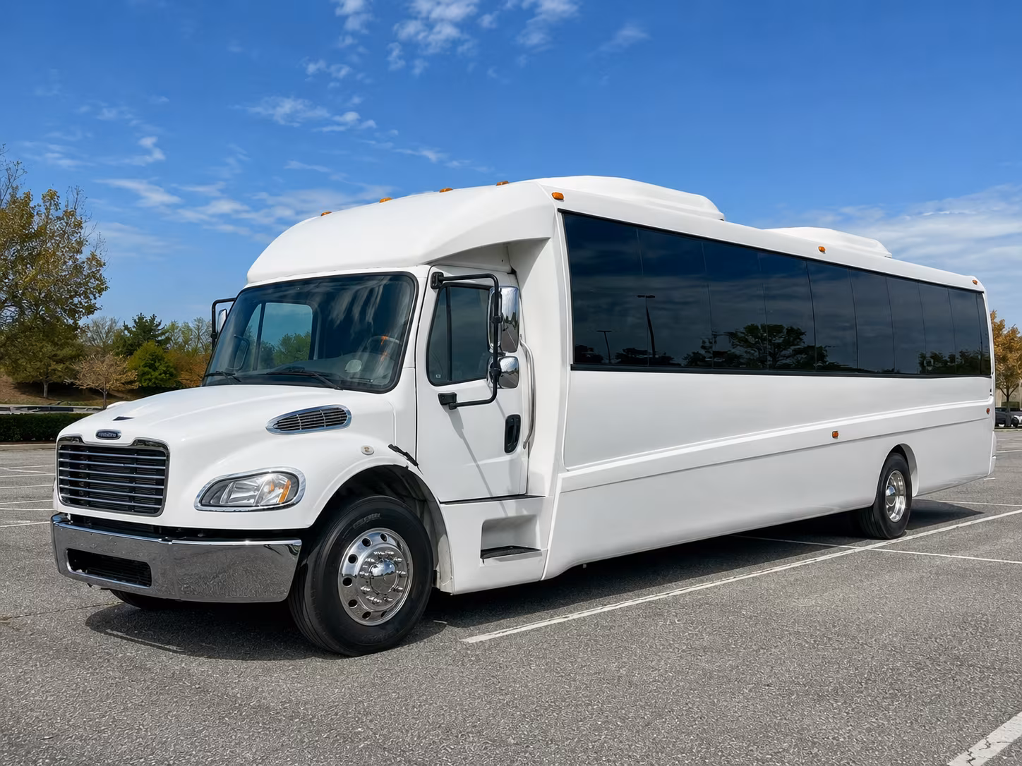 Nashville Winery Tour & Pub Crawl Transportation party bus exterior