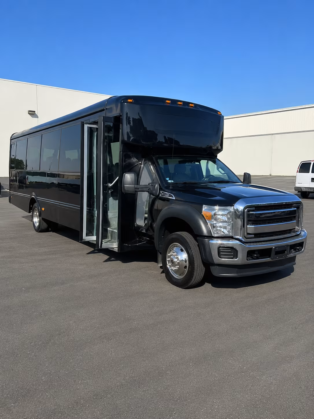 Nashville Winery Tour & Pub Crawl Transportation pickup coordination