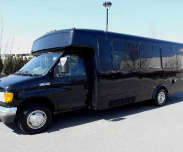 18 passenger party bus La Vergne